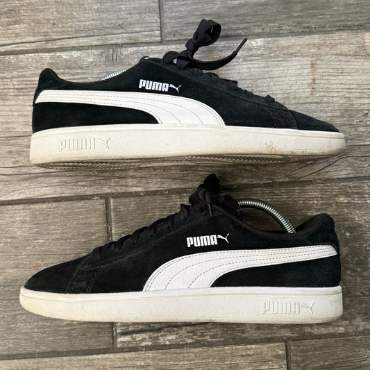 2020 PUMA SMASH V2 BLACK WHITE SNEAKERS 364989-01 SZ 8 MEN'S SHOES NO BOX Yesterday's Fits Clothing Fashion Vintage Streetwear Fashion Item