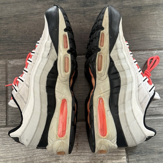 NIKE AIR MAX 95 PRM HOT LAVA WHITE RED SNEAKERS SZ 10.5 2007 609048-182 NO BOX Yesterday's Fits Clothing Fashion Vintage Streetwear Fashion Item