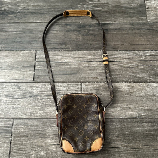 VTG 2000 LOUIS VUITTON DANUBE LEATHER SHOULDER SIDE BAG PURSE BROWN Y2K AOP Louis Vuitton Clothing Fashion Vintage Streetwear Fashion Item
