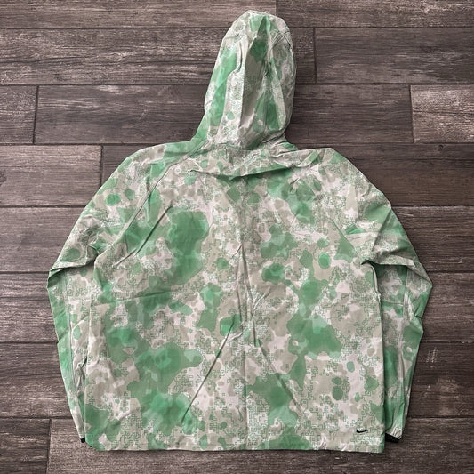NIKE TECH WOVEN GREEN CAMO FULL ZIP WINDRUNNER WINDBREAKER JACKET SZ M Yesterday's Fits Clothing Fashion Vintage Streetwear Fashion Item