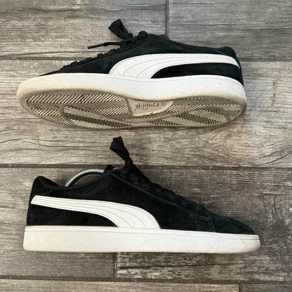 2020 PUMA SMASH V2 BLACK WHITE SNEAKERS 364989-01 SZ 8 MEN'S SHOES NO BOX Yesterday's Fits Clothing Fashion Vintage Streetwear Fashion Item