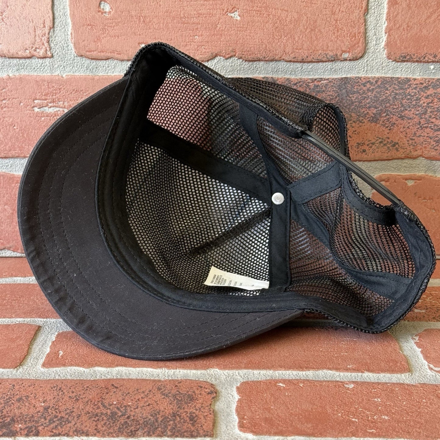 VTG Y2K OAKLEY MINI BRIM STRIPED TRUCKER SNAPBACK HAT SOFTWARE GRUNGE Yesterday's Fits Clothing Fashion Vintage Streetwear Fashion Item