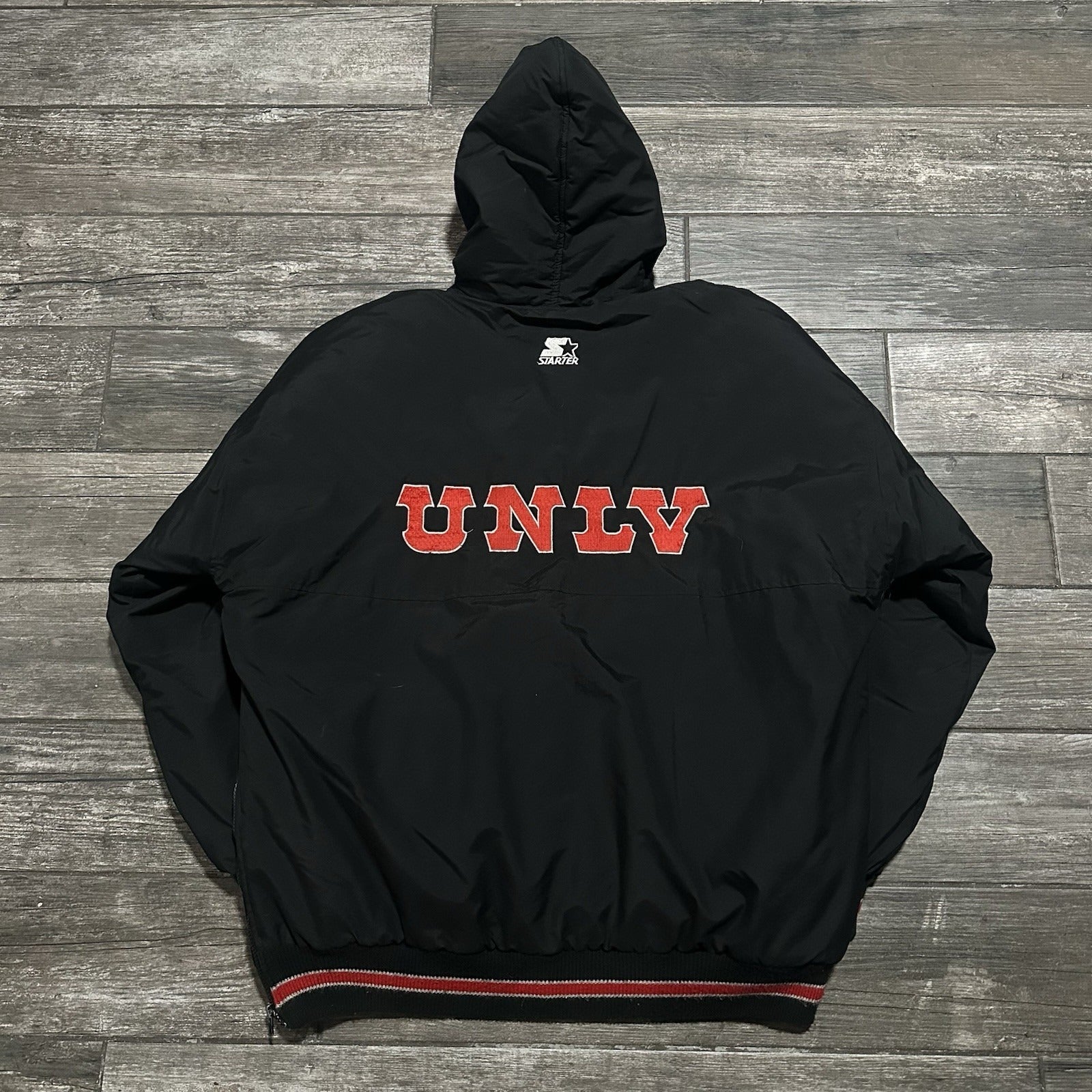 VTG 90s STARTER UNLV RUNNIN’ REBELS BLACK PUFFER ZIP UP JACKET COAT SZ XL LOGO Yesterday's Fits Clothing Fashion Vintage Streetwear Fashion Item