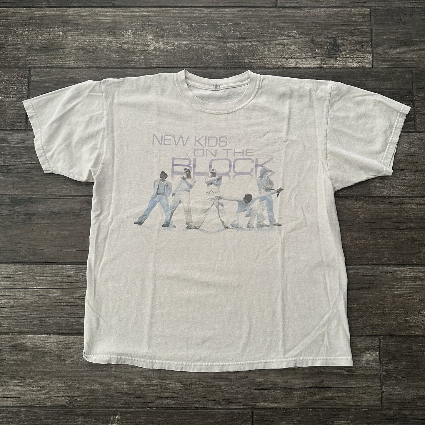 Y2K 2009 NKOTB NEW KIDS ON THE BLOCK WHITE FADED TOUR T-SHIRT SZ XL Yesterday's Fits Clothing Fashion Vintage Streetwear Fashion Item