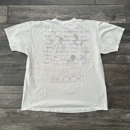 Y2K 2009 NKOTB NEW KIDS ON THE BLOCK WHITE FADED TOUR T-SHIRT SZ XL Yesterday's Fits Clothing Fashion Vintage Streetwear Fashion Item