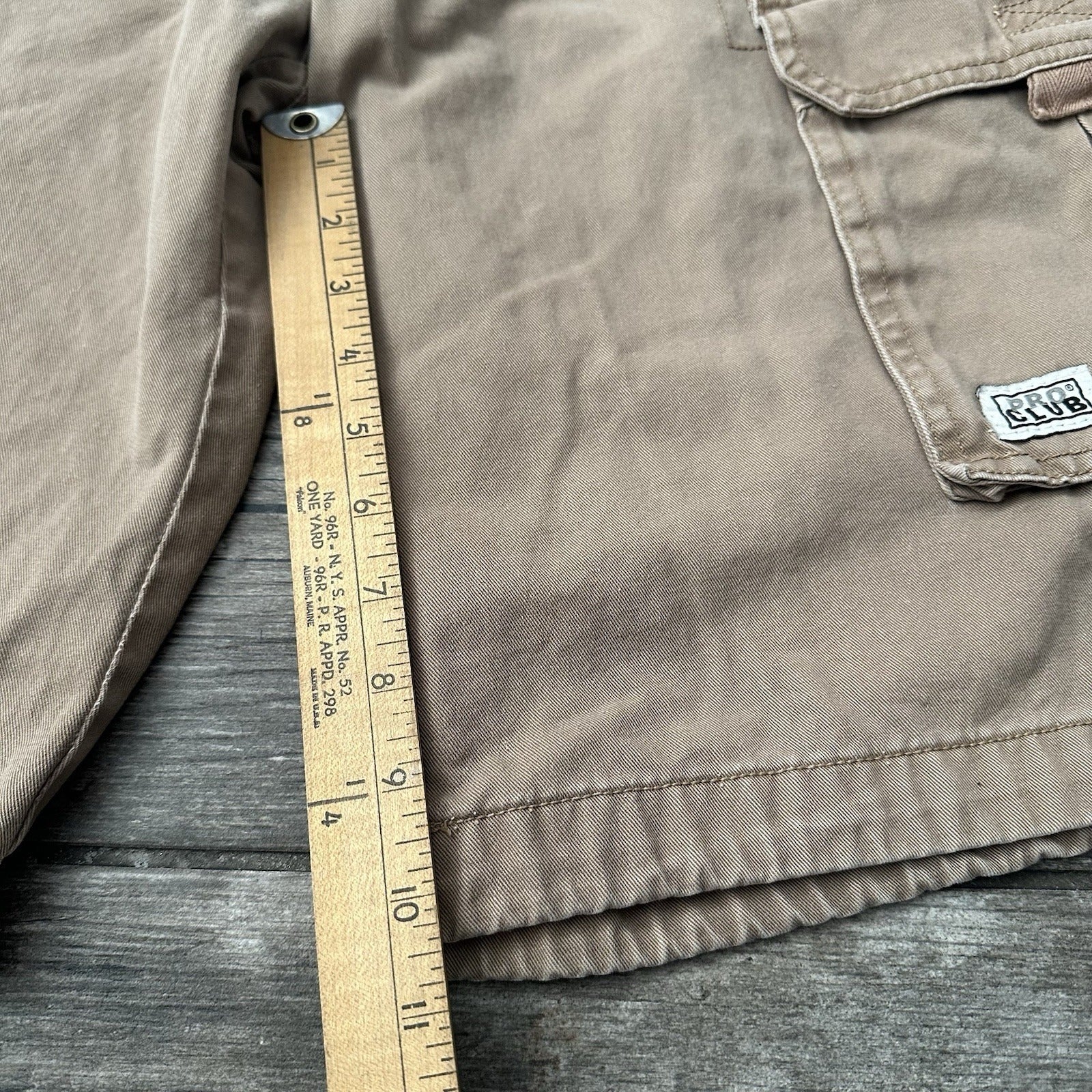 Y2K PRO CLUB BROWN CARGO SHORTS KNEE LENGTH LONG SZ 36 WAIST BAGGY FIT Pro Club Clothing Fashion Vintage Streetwear Fashion Item