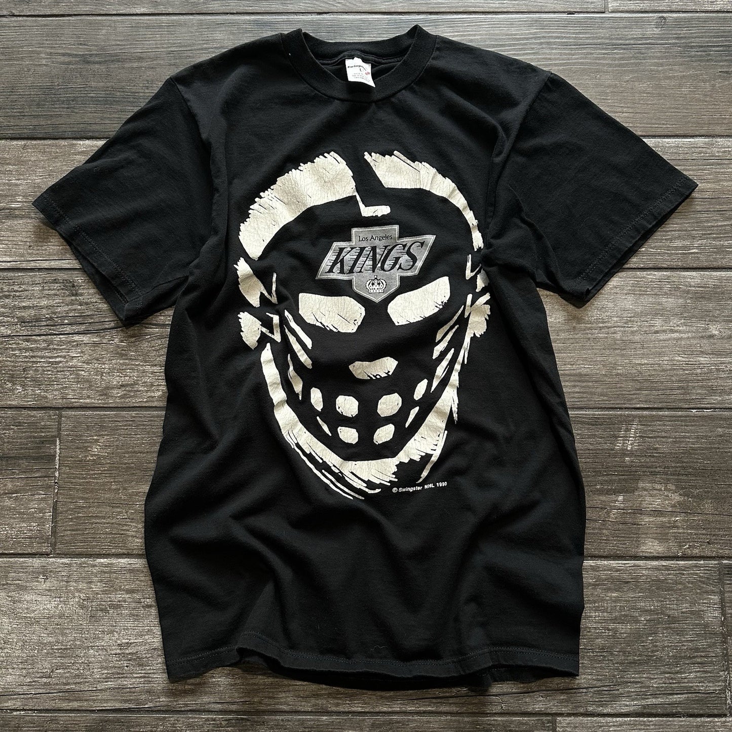 VTG 1990 LOS ANGELES KINGS BLACK FACE-MASK TEE T-SHIRT WHITE SWINGSTER NHL SZ L Yesterday's Fits Clothing Fashion Vintage Streetwear Fashion Item