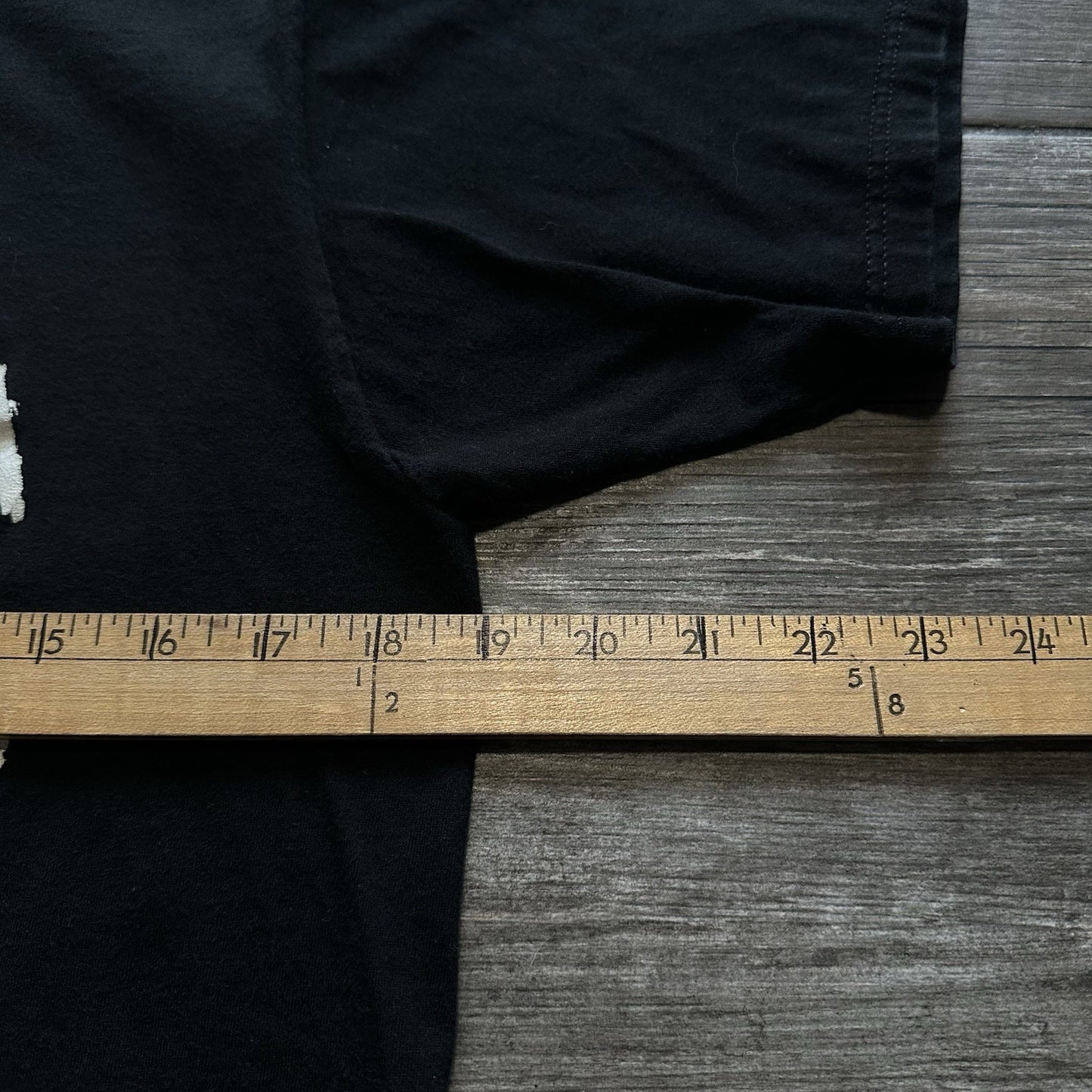 VTG 1990 LOS ANGELES KINGS BLACK FACE-MASK TEE T-SHIRT WHITE SWINGSTER NHL SZ L Yesterday's Fits Clothing Fashion Vintage Streetwear Fashion Item
