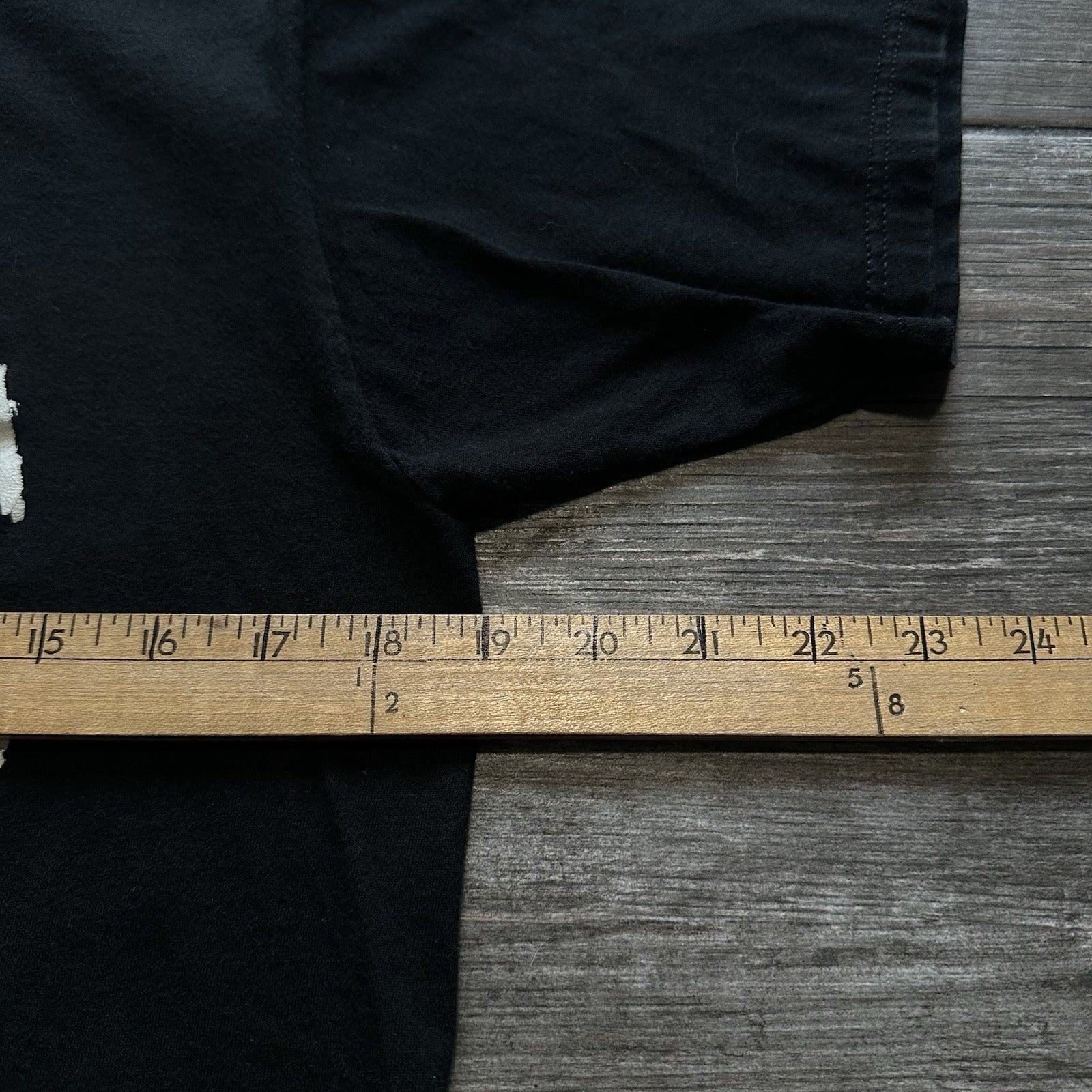 VTG 1990 LOS ANGELES KINGS BLACK FACE-MASK TEE T-SHIRT WHITE SWINGSTER NHL SZ L Yesterday's Fits Clothing Fashion Vintage Streetwear Fashion Item