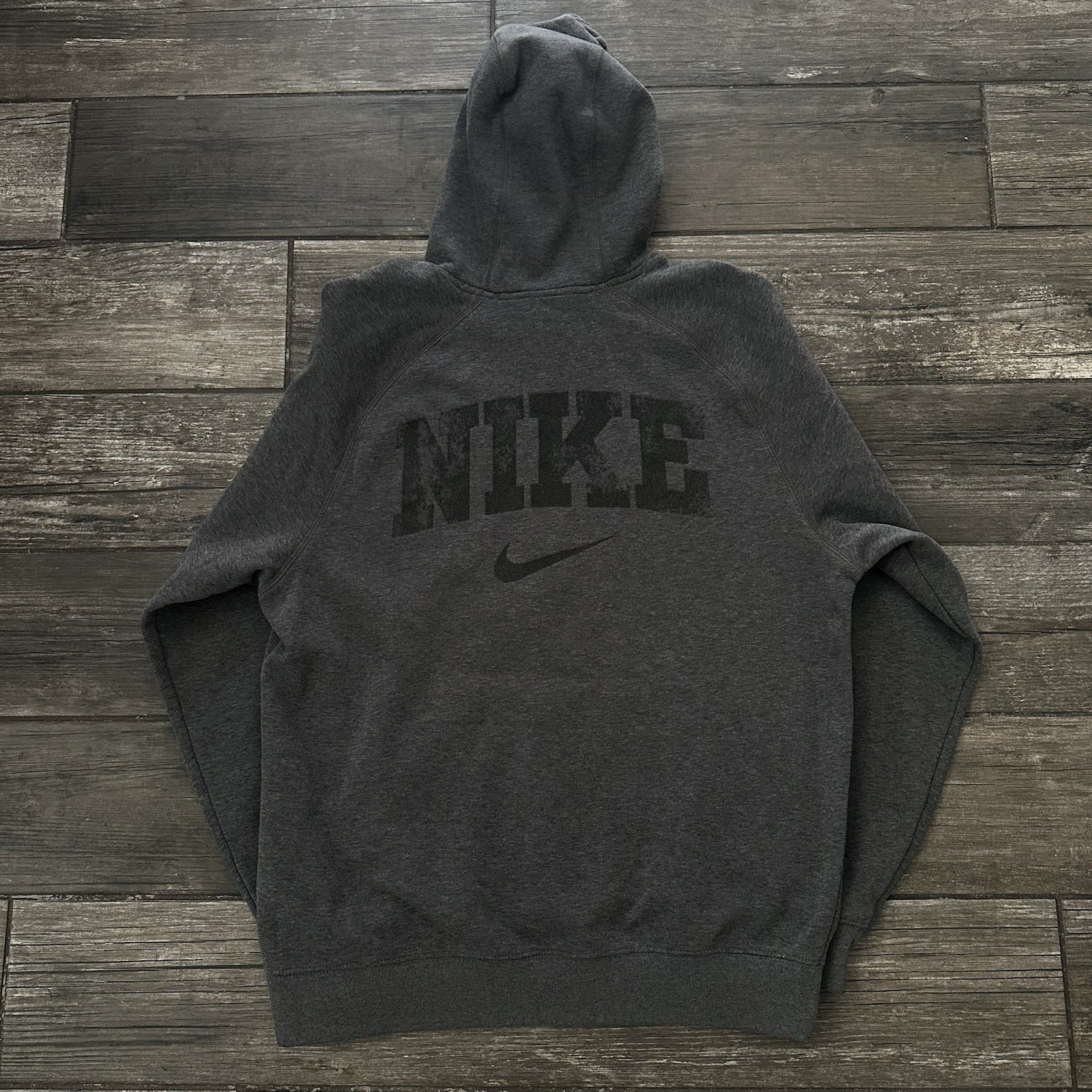 Y2K NIKE FOOTBALL PULLOVER GREY WORKOUT HOODIE SWEATSHIRT SZ M CENTER SWOOSH Yesterday's Fits Clothing Fashion Vintage Streetwear Fashion Item