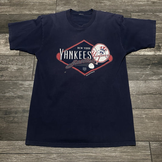 VTG 1997 PRO PLAYER NEW YORK YANKEES NAVY BLUE MLB BASEBALL T-SHIRT SZ XL Yesterday's Fits Clothing Fashion Vintage Streetwear Fashion Item