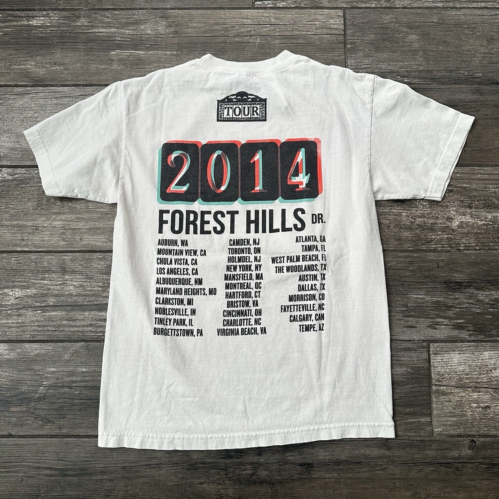 2014 J COLE FOREST HILLS DR TOUR WHITE CONCERT T-SHIRT TEE SZ M DREAMVILLE Yesterday's Fits Clothing Fashion Vintage Streetwear Fashion Item