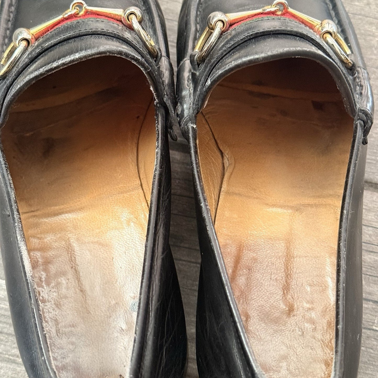 VTG 80s GUCCI ITALY BLACK LEATHER HORSEBIT LOAFERS SZ 42.5 (US 9) SHOES SLIP Yesterday's Fits Clothing Fashion Vintage Streetwear Fashion Item