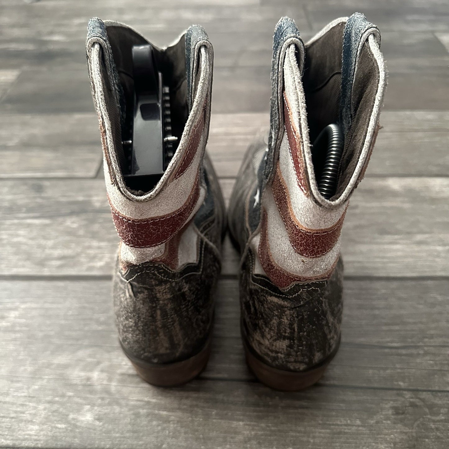 ROPER AMERICAN BEAUTY FLAG DISTRESSED WESTERN BOOTS WMNS 11 NO BOX SNEAKERS Yesterday's Fits Clothing Fashion Vintage Streetwear Fashion Item