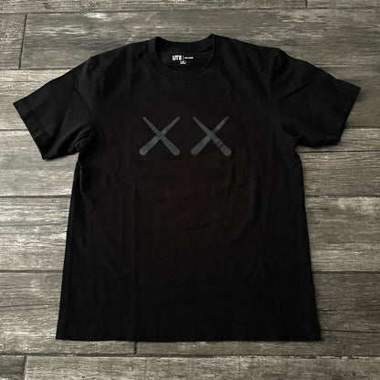 KAWS ANDY WARHOL BLACK GRAPHIC T-SHIRT SHORT SLEEVE ART TEE PHOTO SZ M Yesterday's Fits Clothing Fashion Vintage Streetwear Fashion Item