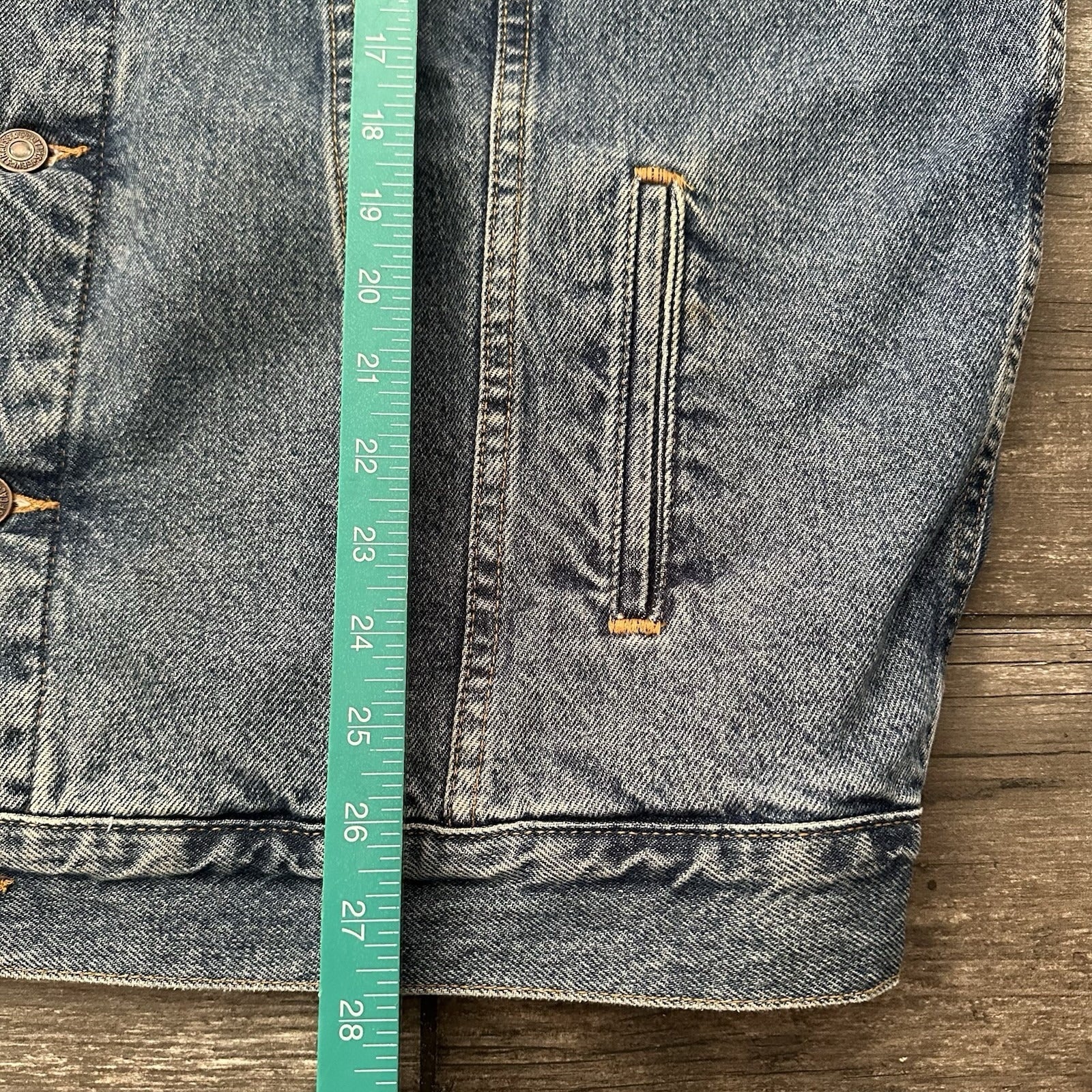 VTG LEVI'S FLANNEL LINED BLUE DENIM TRUCKER JACKET COAT 70614 0389 SZ XL Levi's Clothing Fashion Vintage Streetwear Fashion Item