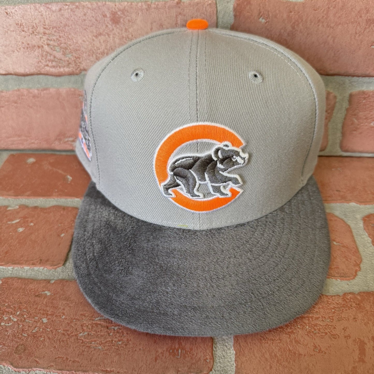 NEW ERA CHICAGO CUBS 2016 WS CHAMPS PATCH VELOUR GREY ORANGE SZ 7 FITTED HAT Yesterday's Fits Clothing Fashion Vintage Streetwear Fashion Item