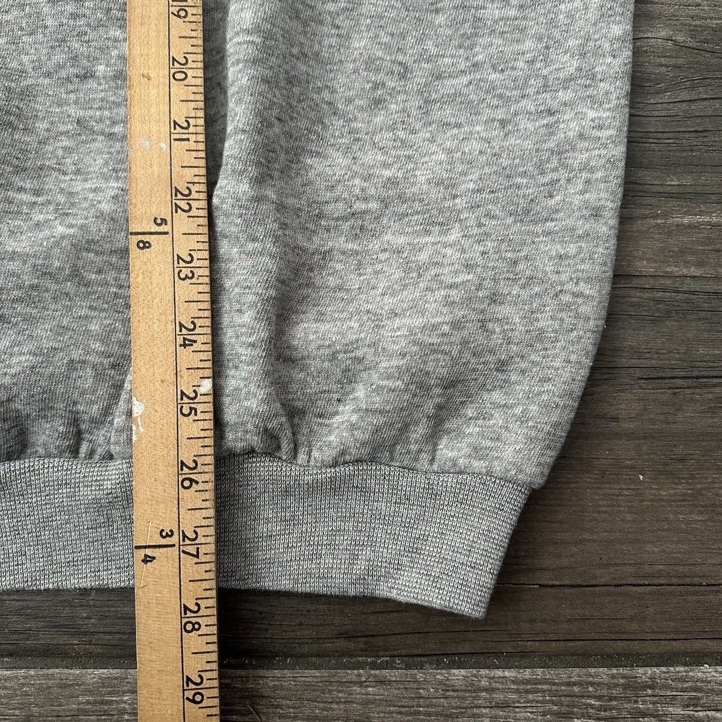 VTG 80'S PEANUTS 'WHERE'S THE CHICKS?' WOODSTOCK SKIING GREY SWEATSHIRT SZ 2XL Yesterday's Fits Clothing Fashion Vintage Streetwear Fashion Item