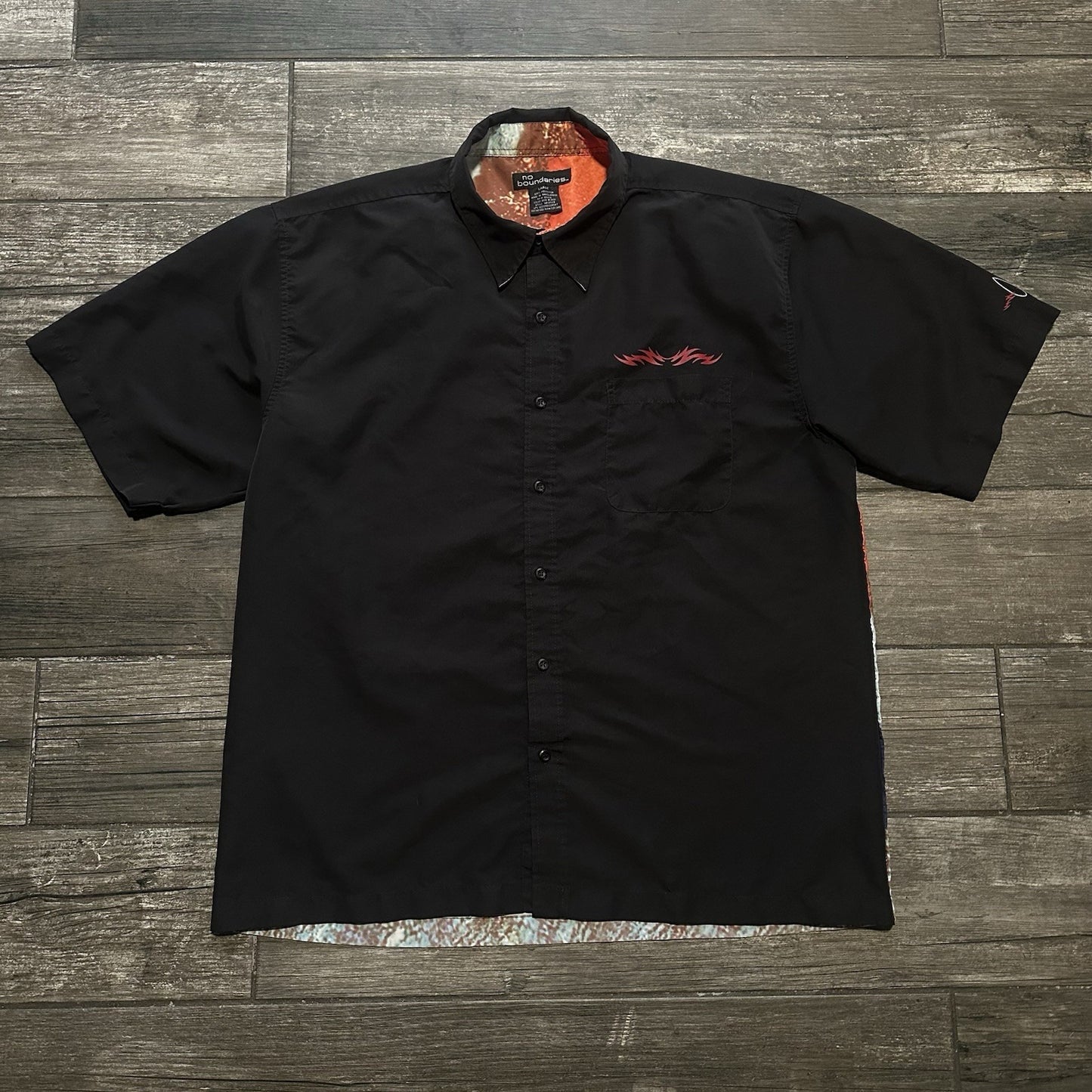 Y2K NO BOUNDARIES SURF BUTTON UP BLACK AOP SHORT SLEEVE SHIRT SZ L SKATE Yesterday's Fits Clothing Fashion Vintage Streetwear Fashion Item