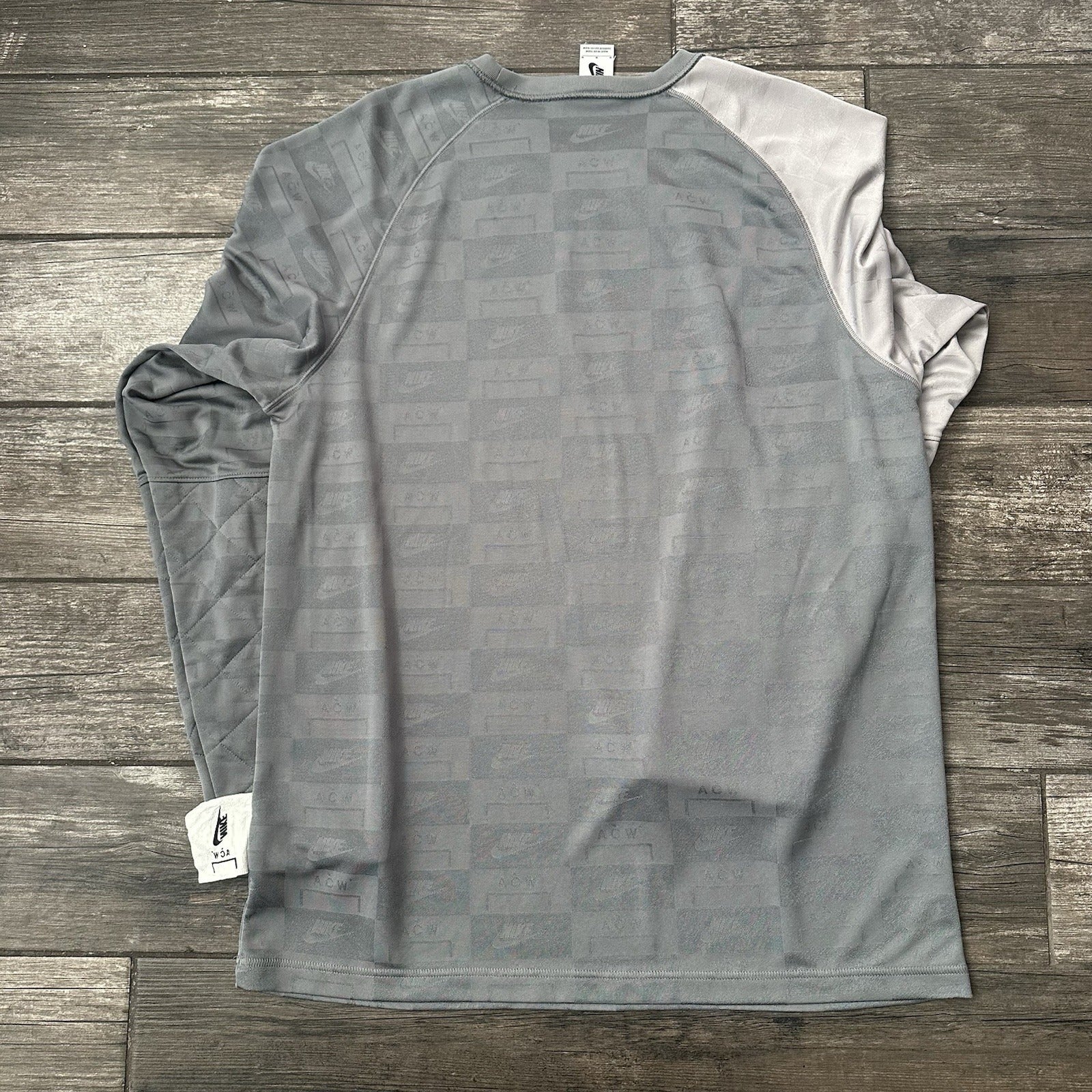 NIKE A COLD WALL ACW GREY JERSEY LONG SLEEVE AQ0431-065 DUAL TONE CONCRETE SZ M Yesterday's Fits Clothing Fashion Vintage Streetwear Fashion Item