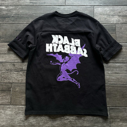 DC BLACK SABBATH HEAVYWEIGHT V-NECK SHIRT FOOTBALL JERSEY OVERSIZED OZZY SZ M Yesterday's Fits Clothing Fashion Vintage Streetwear Fashion Item