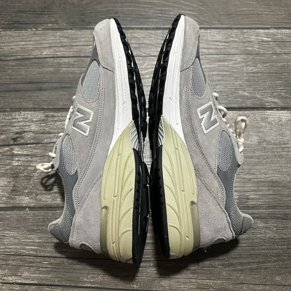 NEW BALANCE 993 GREY MR993GL ATHLETIC SHOES SZ 12 NO BOX SNEAKERS Yesterday's Fits Clothing Fashion Vintage Streetwear Fashion Item