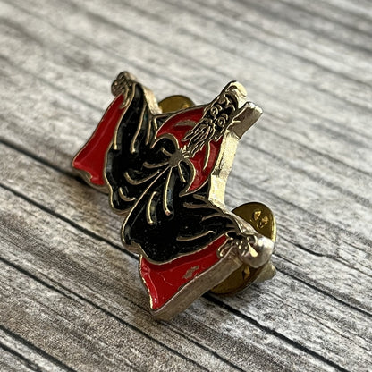 VTG 80s DRACULA VAMPIRE HEAVYWEIGHT PIN BLACK GOLD RED Yesterday's Fits Clothing Fashion Vintage Streetwear Fashion Item