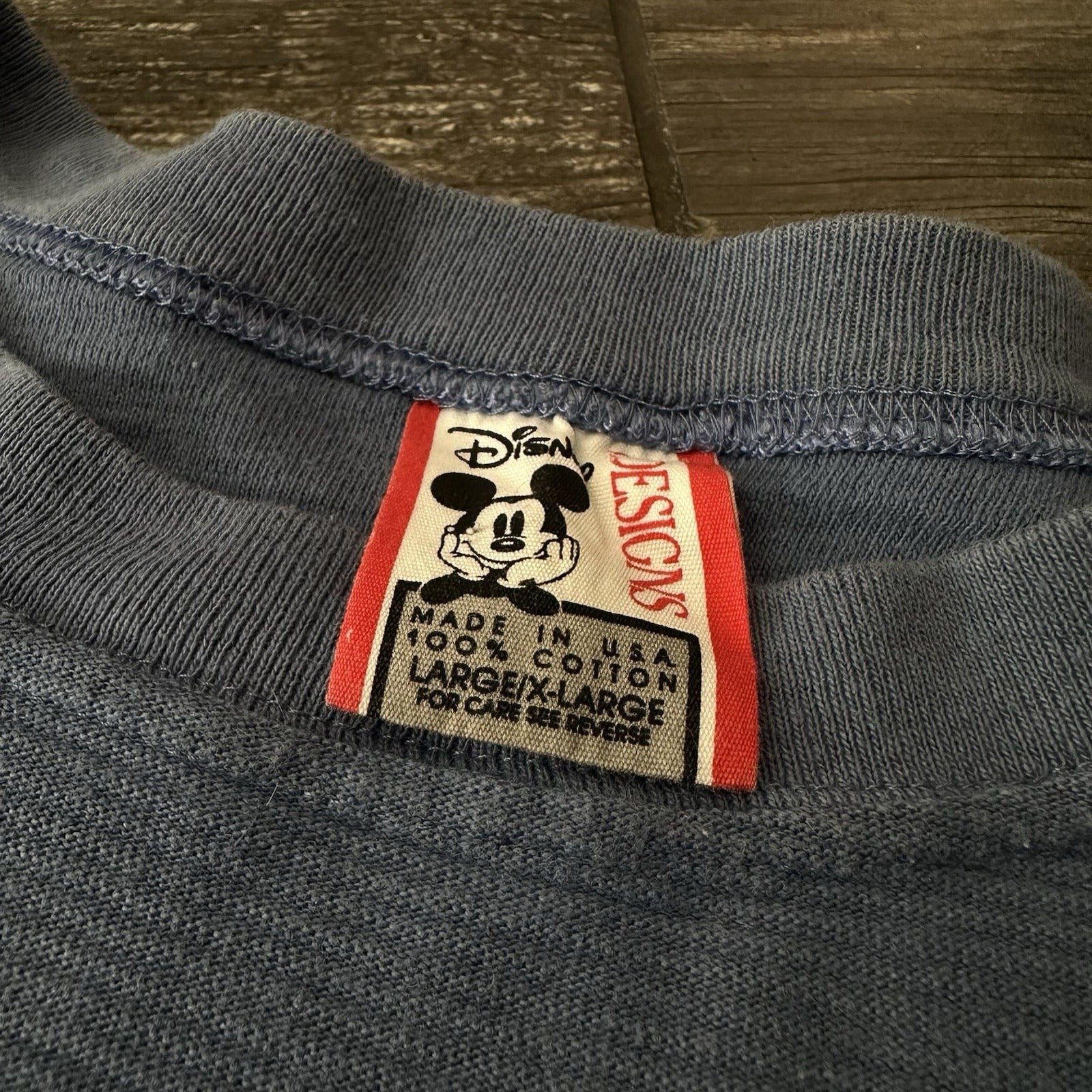 VTG DISNEY DESIGNS WINNIE THE POOH TIGGER HEAVYWEIGHT BLUE T-SHIRT XL Yesterday's Fits Clothing Fashion Vintage Streetwear Fashion Item