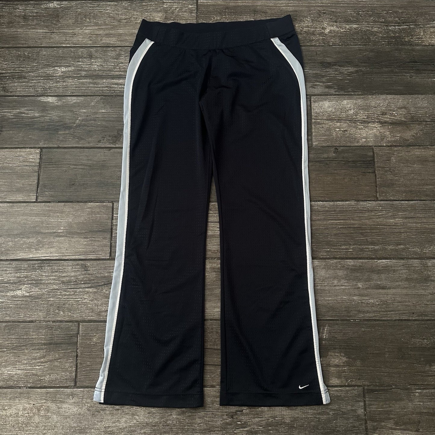 Y2K NIKE ATHLETIC MESH STRAIGHT TRACK PANTS GYM NAVY BLUE STRIPE SZ L WMNS Yesterday's Fits Clothing Fashion Vintage Streetwear Fashion Item