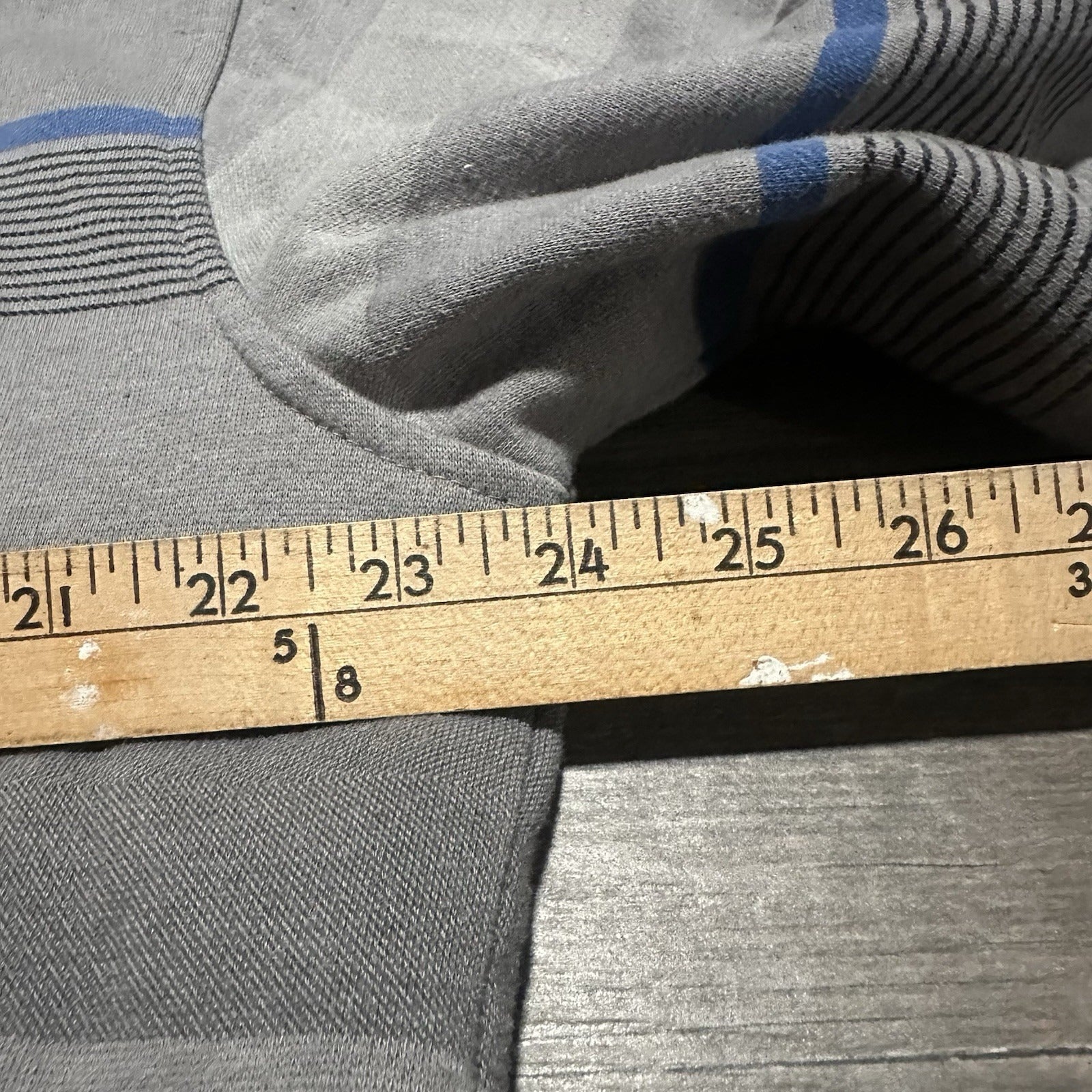 Y2K QUIKSILVER SHERPA LINED FULL ZIP SURF HOODIE SWEATSHIRT GREY STRIPED SZ XL Yesterday's Fits Clothing Fashion Vintage Streetwear Fashion Item
