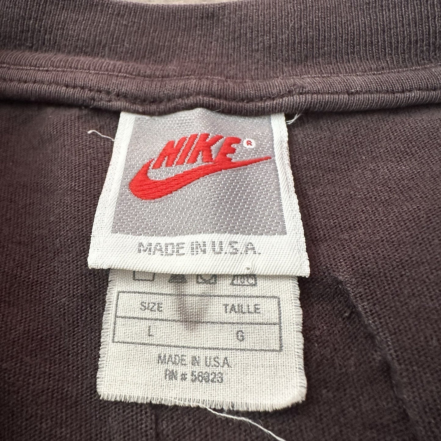 VTG NIKE MICHAEL AIR JORDAN AOP BASKETBALL T-SHIRT DUNK USA MADE SZ L NBA Yesterday's Fits Clothing Fashion Vintage Streetwear Fashion Item