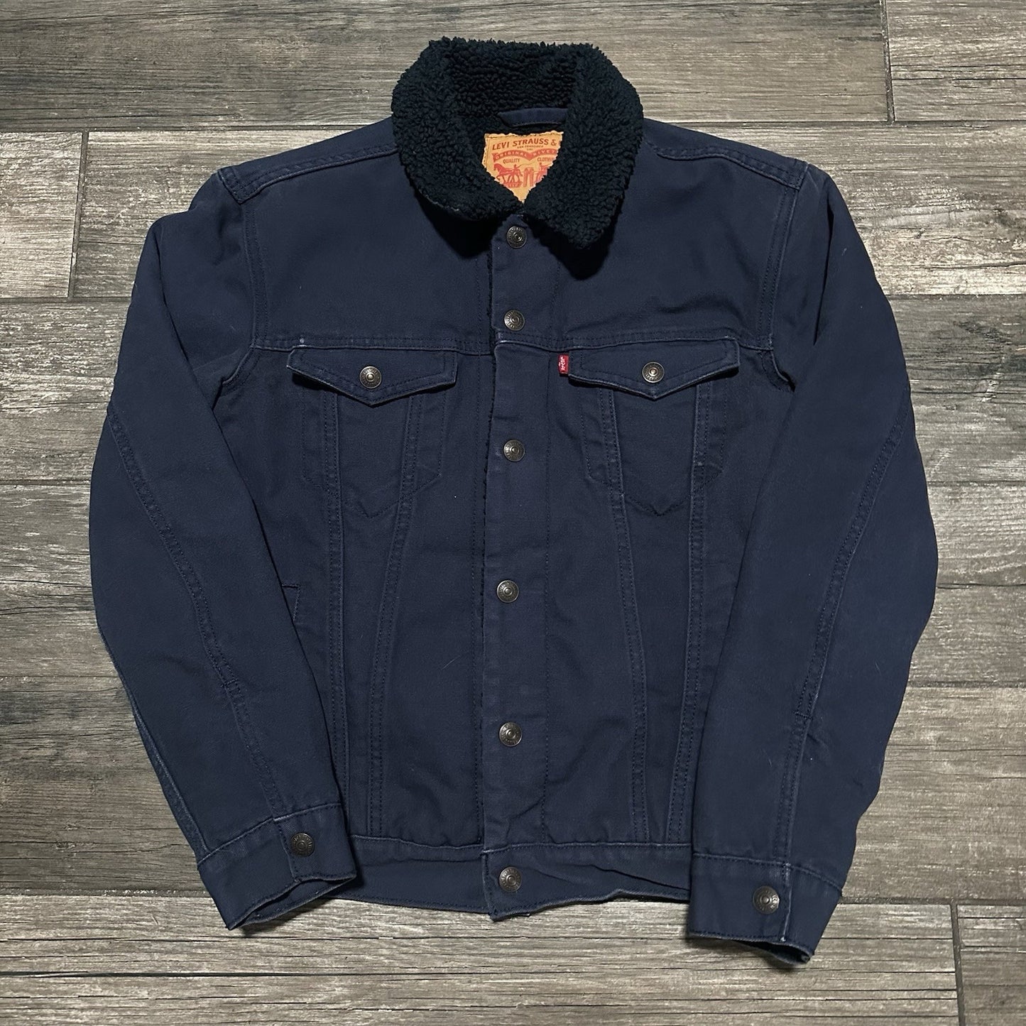 LEVIS STRAUSS NAVY BLUE SHERPA LINED TRUCKER JACKET SZ M COAT BUTTON UP Yesterday's Fits Clothing Fashion Vintage Streetwear Fashion Item