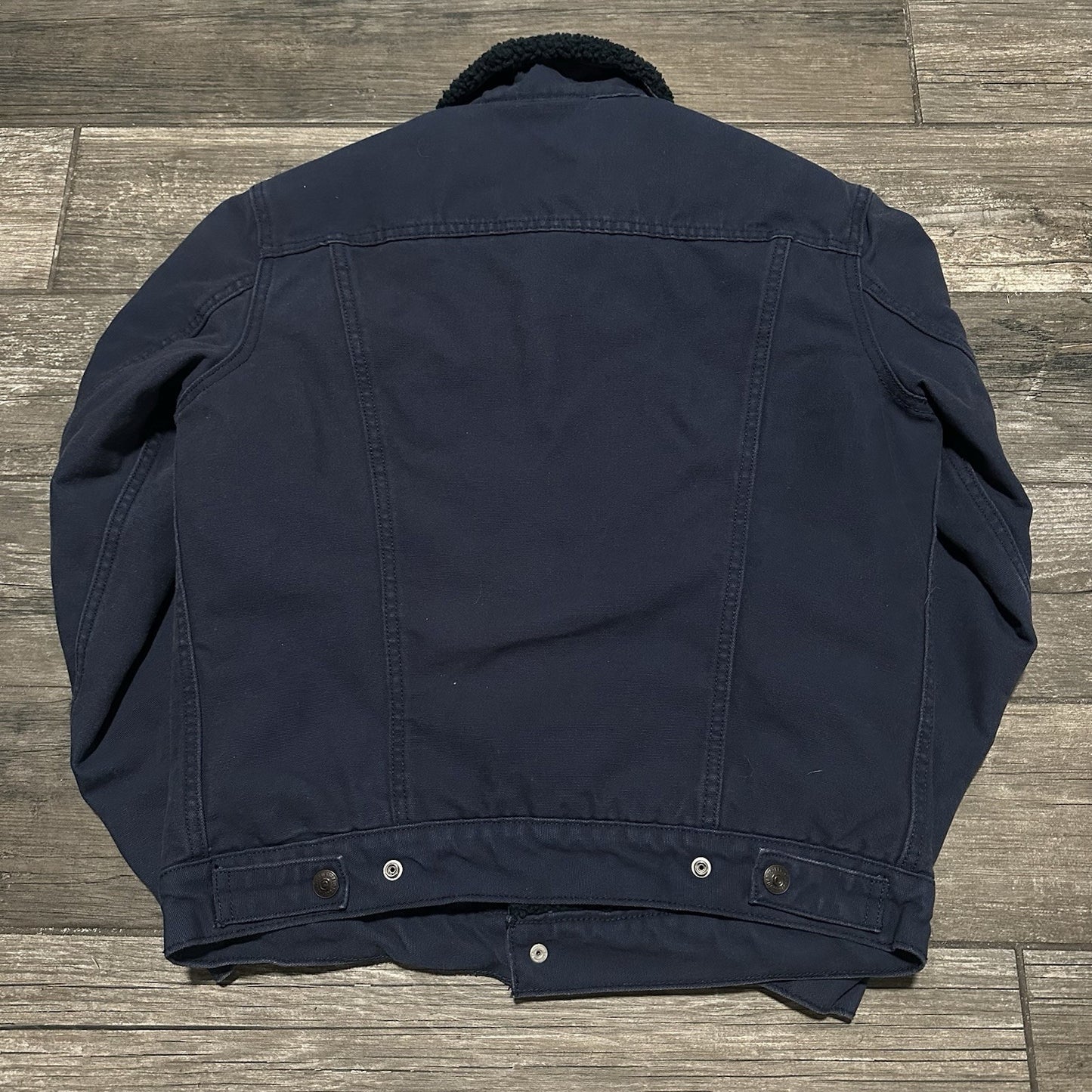 LEVIS STRAUSS NAVY BLUE SHERPA LINED TRUCKER JACKET SZ M COAT BUTTON UP Yesterday's Fits Clothing Fashion Vintage Streetwear Fashion Item