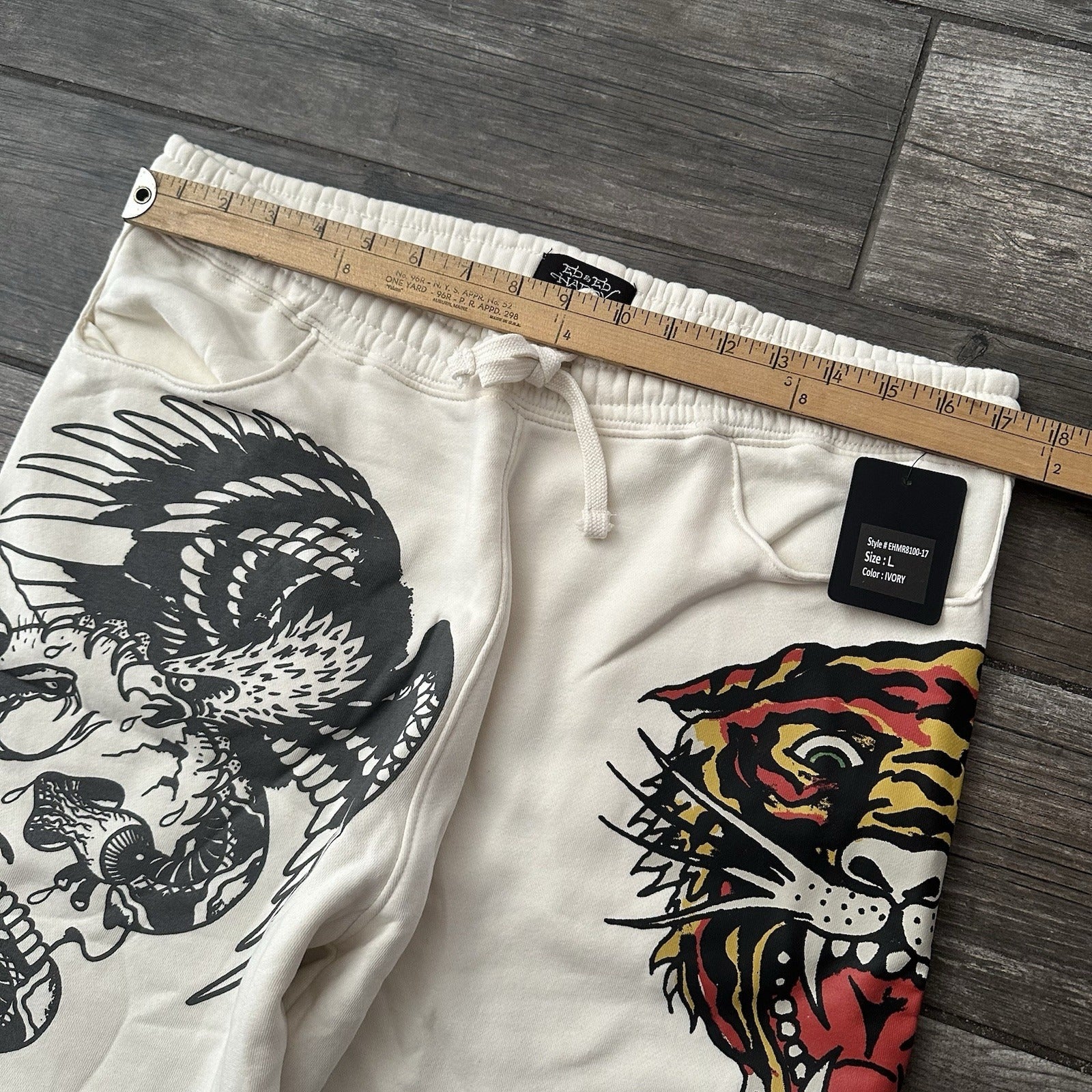 NWT DON ED HARDY CREAM WHITE SWEAT SHORTS NEW SZ L IVORY SKULL TIGER POCKETS Ed Hardy Clothing Fashion Vintage Streetwear Fashion Item