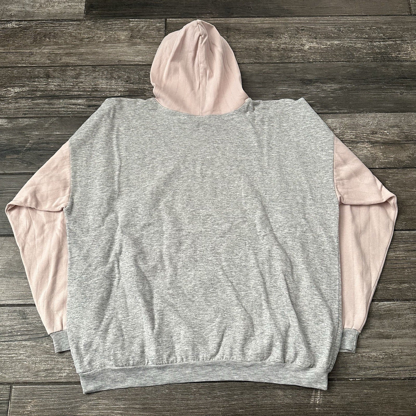 VTG 1996 WARNER BROS LOONEY TUNES BASEBALL PINK GRAY CARTOON HOODIE FITS SZ L Looney Tunes Clothing Fashion Vintage Streetwear Fashion Item