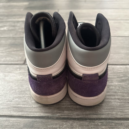 JORDAN AIR JORDAN 1 SE MID VARSITY PURPLE BLACK WHITE 852542-105 SZ 11 SNEAKERS Yesterday's Fits Clothing Fashion Vintage Streetwear Fashion Item