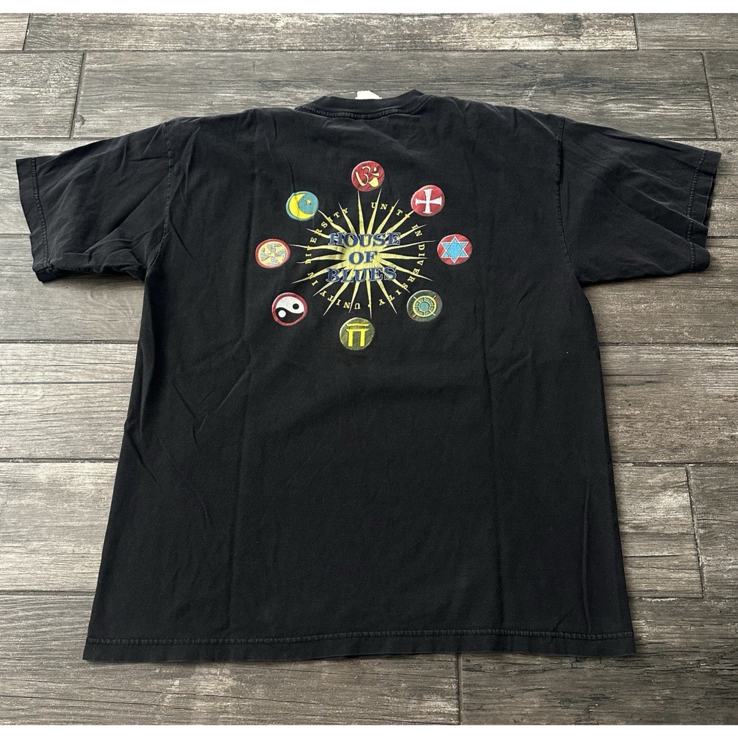 VTG 90s HOUSE OF BLUES UNITY BLACK FADED T-SHIRT SHORT SLEEVE MUSIC PROMO XL Yesterday's Fits Clothing Fashion Vintage Streetwear Fashion Item