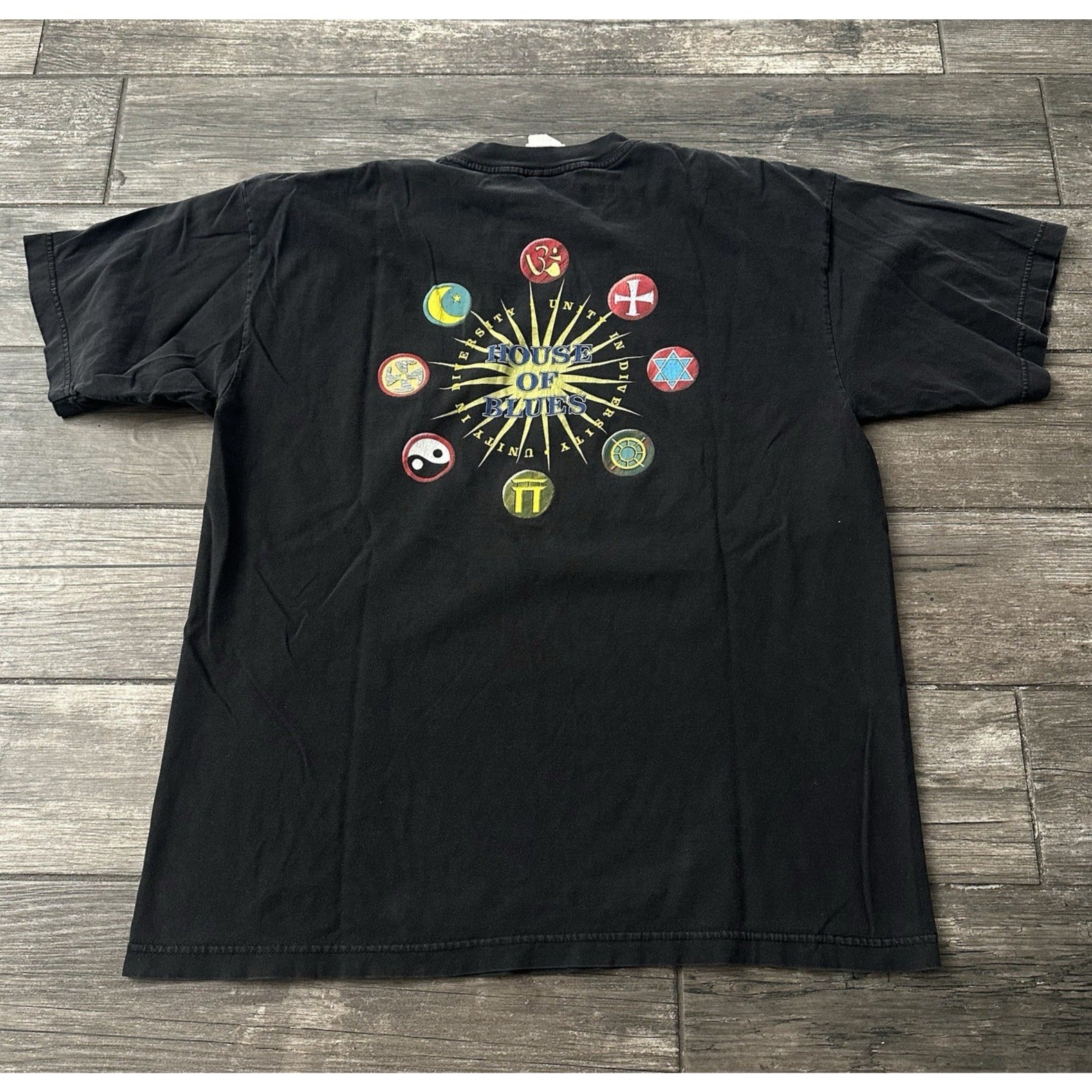 VTG 90s HOUSE OF BLUES UNITY BLACK FADED T-SHIRT SHORT SLEEVE MUSIC PROMO XL Yesterday's Fits Clothing Fashion Vintage Streetwear Fashion Item