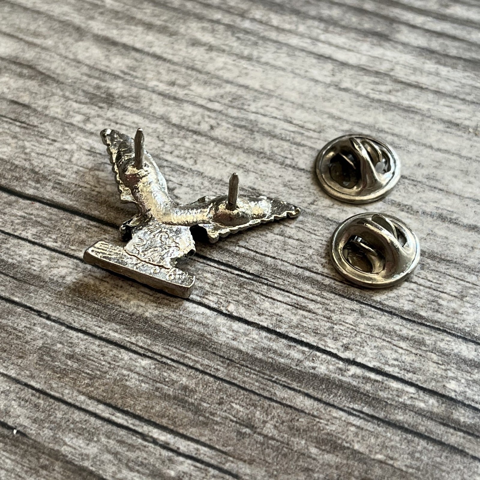 NEW VTG 80s HONDA MOTORCYCLES EAGLE PIN LOGO RACING CAR JAPANESE Yesterday's Fits Clothing Fashion Vintage Streetwear Fashion Item