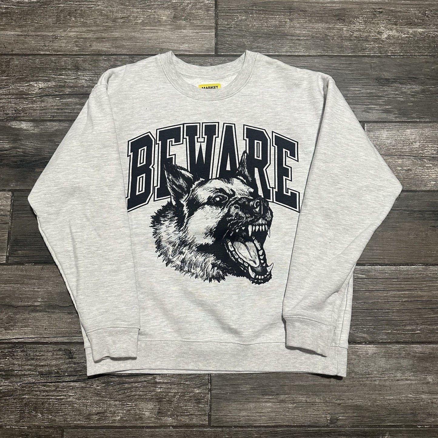 MARKET 'BEWARE' DOG K9 GREY PULLOVER CREWNECK SWEATSHIRT HEAVYWEIGHT SZ L Yesterday's Fits Clothing Fashion Vintage Streetwear Fashion Item