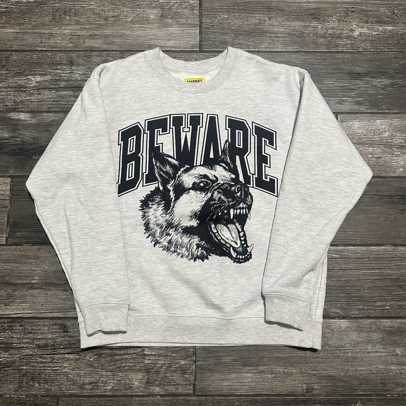 MARKET 'BEWARE' DOG K9 GREY PULLOVER CREWNECK SWEATSHIRT HEAVYWEIGHT SZ L Yesterday's Fits Clothing Fashion Vintage Streetwear Fashion Item