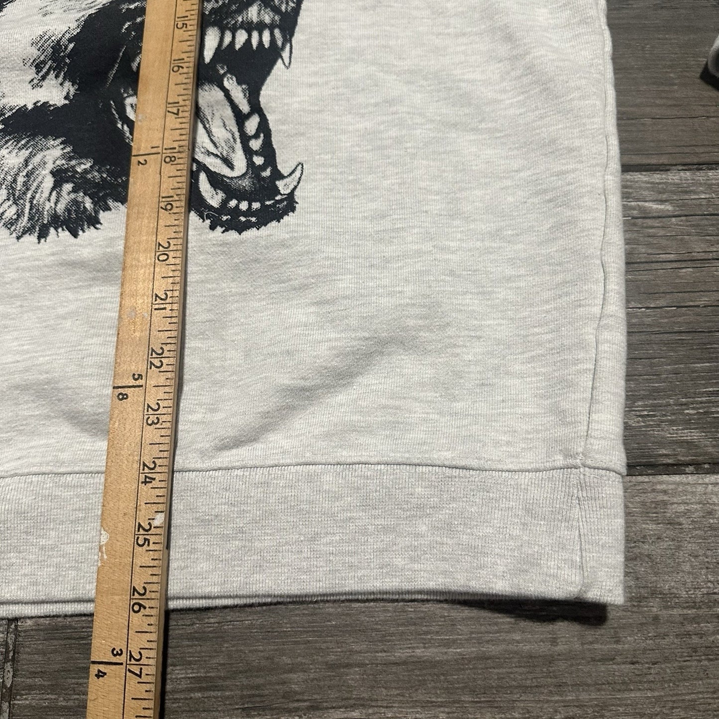 MARKET 'BEWARE' DOG K9 GREY PULLOVER CREWNECK SWEATSHIRT HEAVYWEIGHT SZ L Yesterday's Fits Clothing Fashion Vintage Streetwear Fashion Item