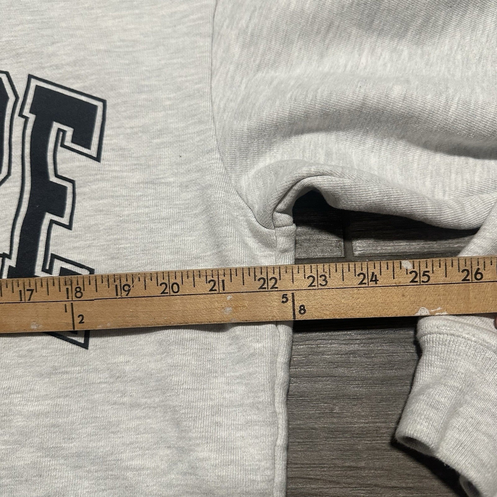MARKET 'BEWARE' DOG K9 GREY PULLOVER CREWNECK SWEATSHIRT HEAVYWEIGHT SZ L Yesterday's Fits Clothing Fashion Vintage Streetwear Fashion Item