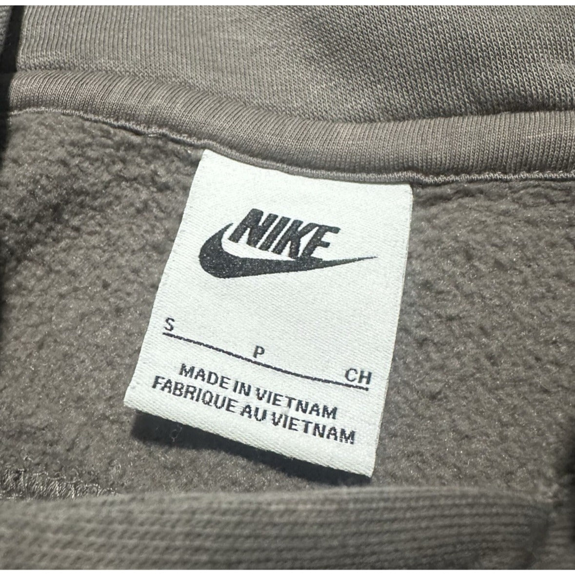 NIKE OVER-DYED BROWN HOODIE ATHLETIC SWEATSHIRT SZ S LONG SLEEVE Yesterday's Fits Clothing Fashion Vintage Streetwear Fashion Item