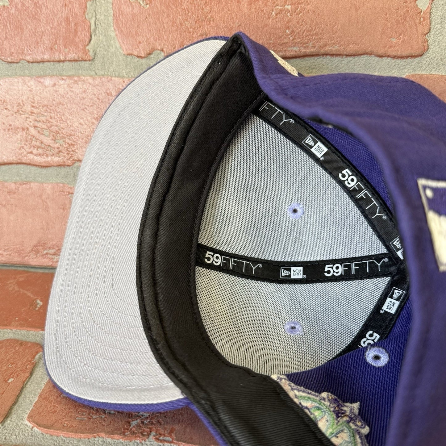 NEW ERA ANAHEIM ANGELS NORTHERN LIGHTS FEATURE FITTED BASEBALL HAT 6 7/8 40TH Yesterday's Fits Clothing Fashion Vintage Streetwear Fashion Item