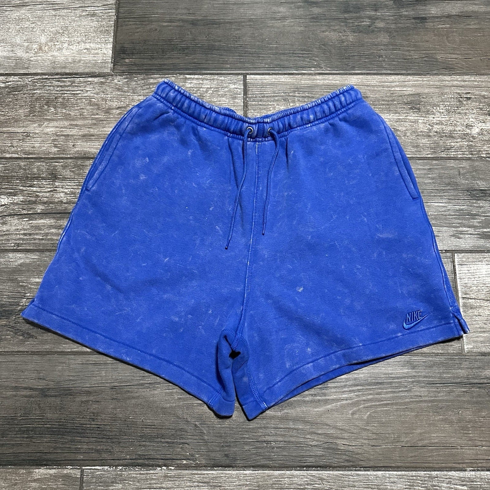 NIKE OVER-DYED BLUE ATHLETIC SWEAT SHORTS 5" INSEAM MENS SZ S Yesterday's Fits Clothing Fashion Vintage Streetwear Fashion Item