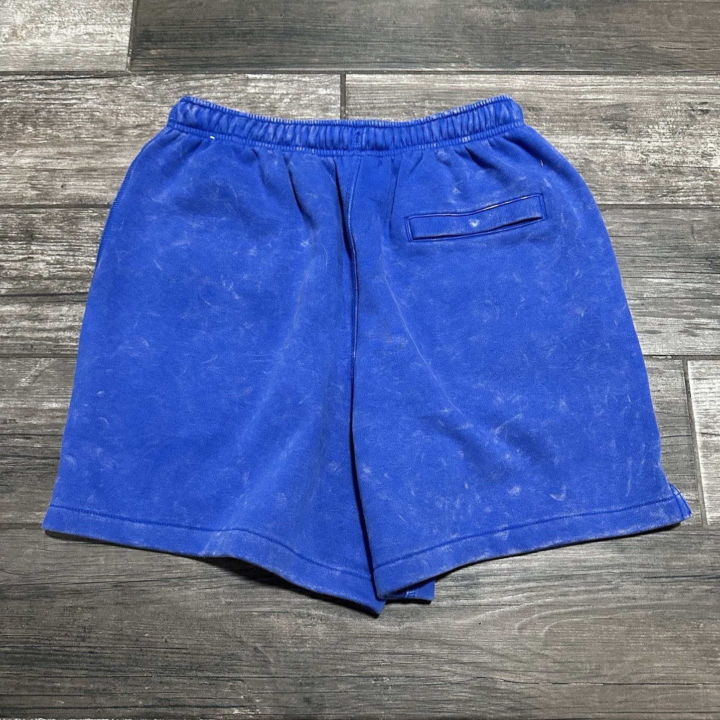 NIKE OVER-DYED BLUE ATHLETIC SWEAT SHORTS 5" INSEAM MENS SZ S Yesterday's Fits Clothing Fashion Vintage Streetwear Fashion Item