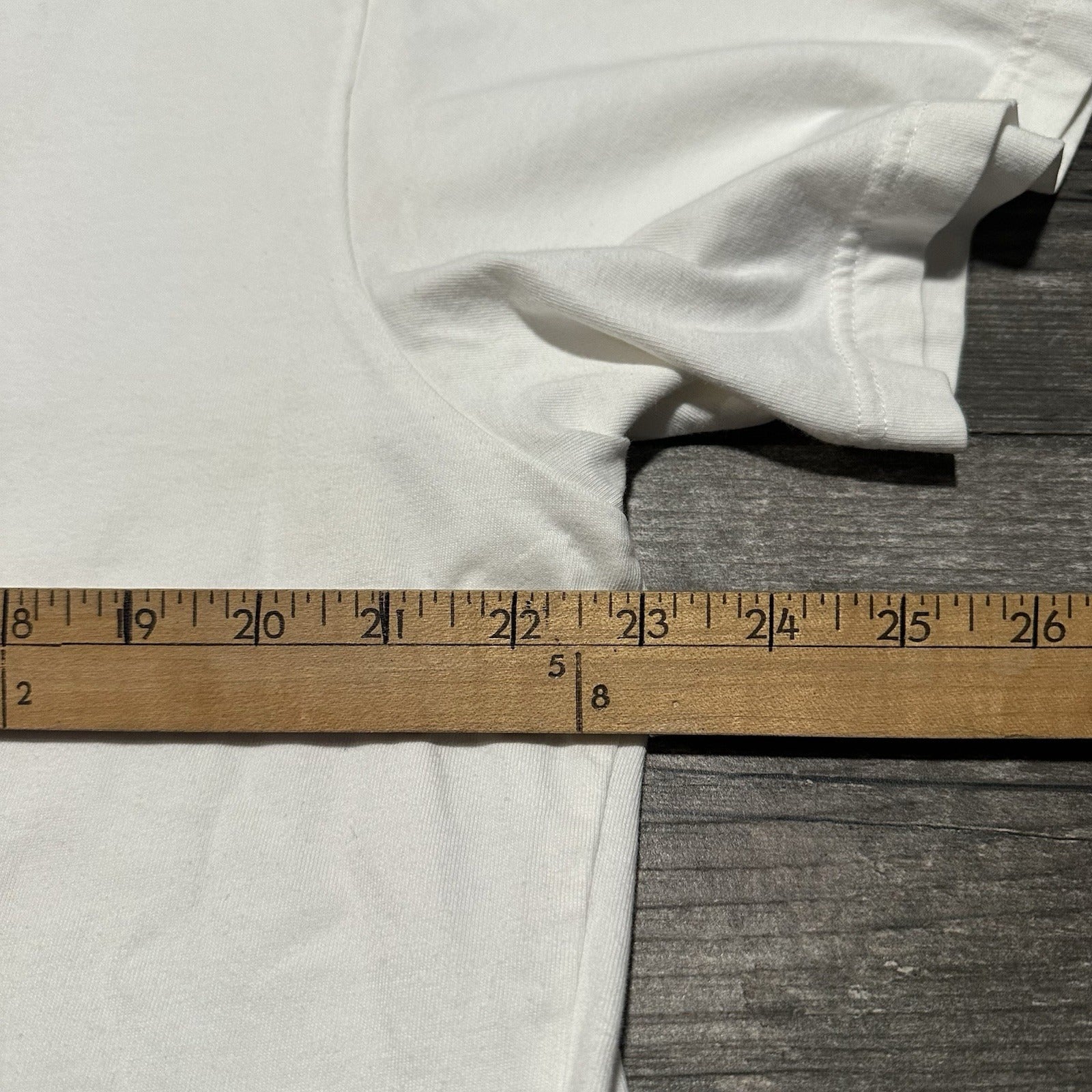 KAWS UNIQLO PEACE FOR ALL WHITE T-SHIRT SZ XXL WORLD HANDS SHORT SLEEVE Yesterday's Fits Clothing Fashion Vintage Streetwear Fashion Item