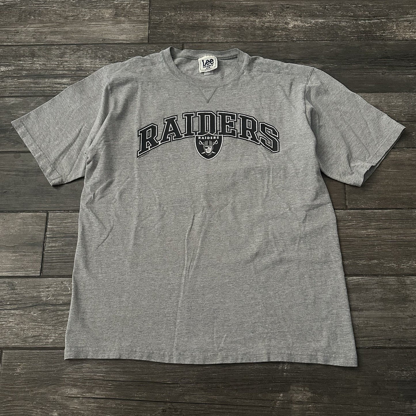 VTG LEE SPORT OAKLAND RAIDERS SPELL OUT LOGO T-SHIRT TEE GRAY BLACK SZ XL Yesterday's Fits Clothing Fashion Vintage Streetwear Fashion Item