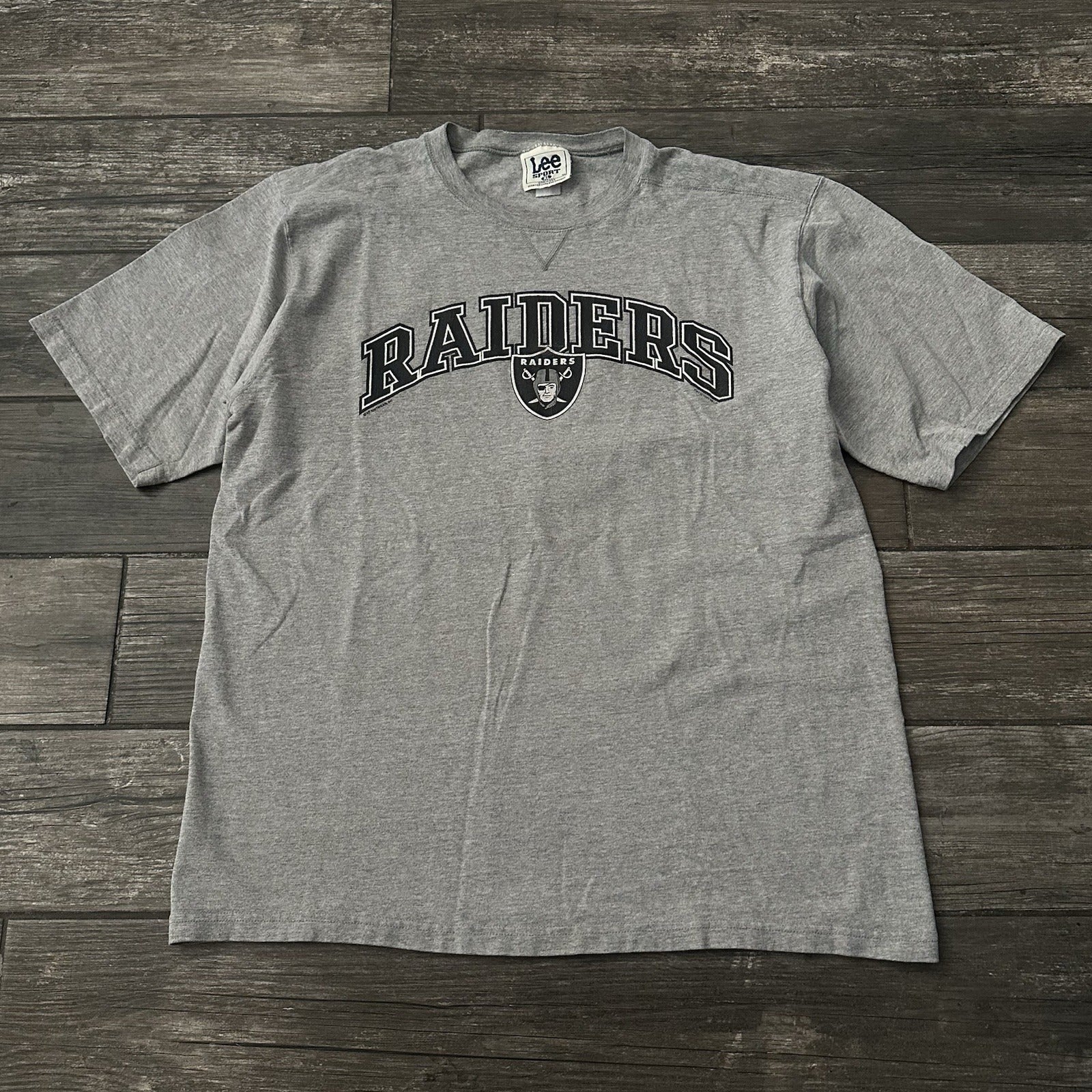 VTG LEE SPORT OAKLAND RAIDERS SPELL OUT LOGO T-SHIRT TEE GRAY BLACK SZ XL Yesterday's Fits Clothing Fashion Vintage Streetwear Fashion Item